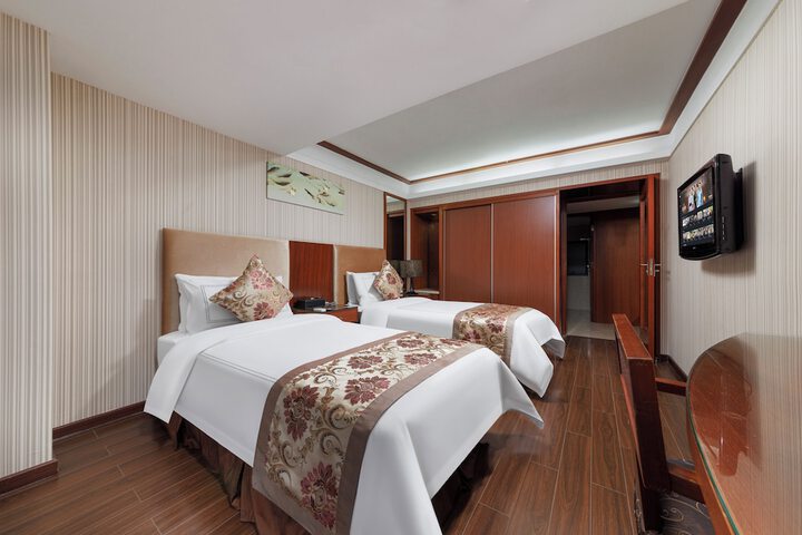 Room 14 of 41