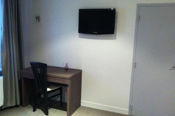 Photo 18