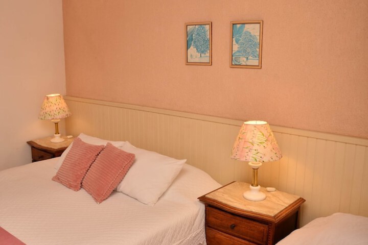 Room 48 of 223