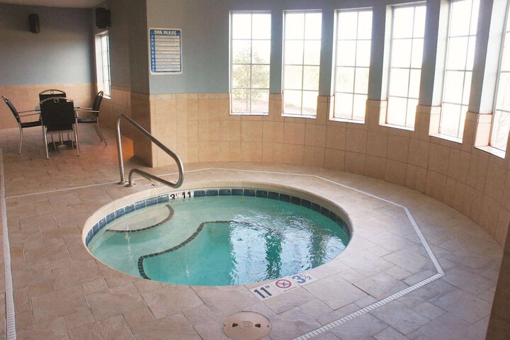 Pool 28 of 42