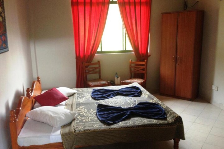 Room 12 of 44