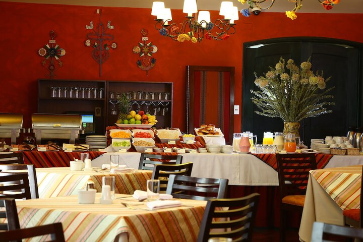 Dining 69 of 84