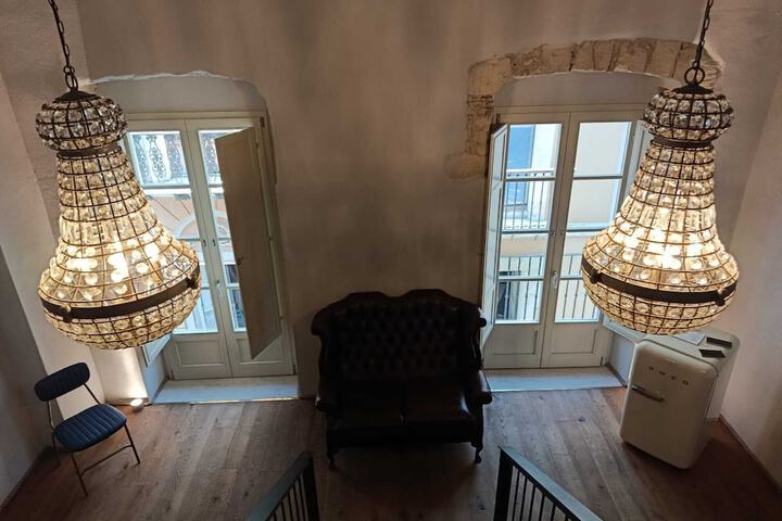 Room 25 of 58