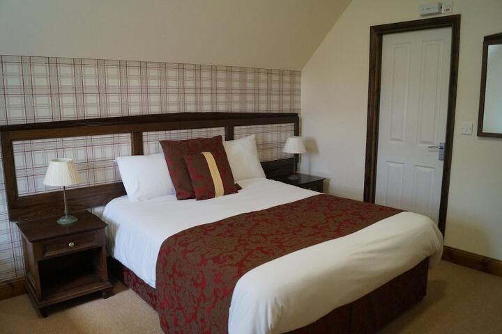 Room 10 of 51