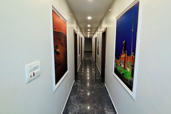 Hotel Sayari Inn