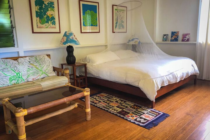 Room 49 of 143