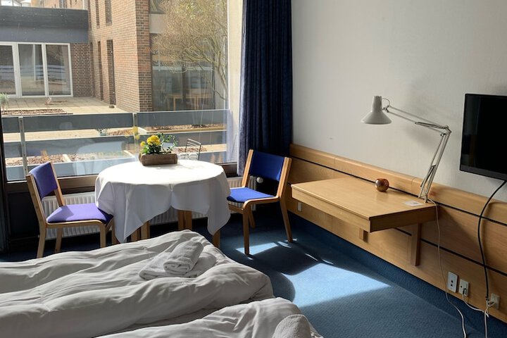 Room 12 of 53
