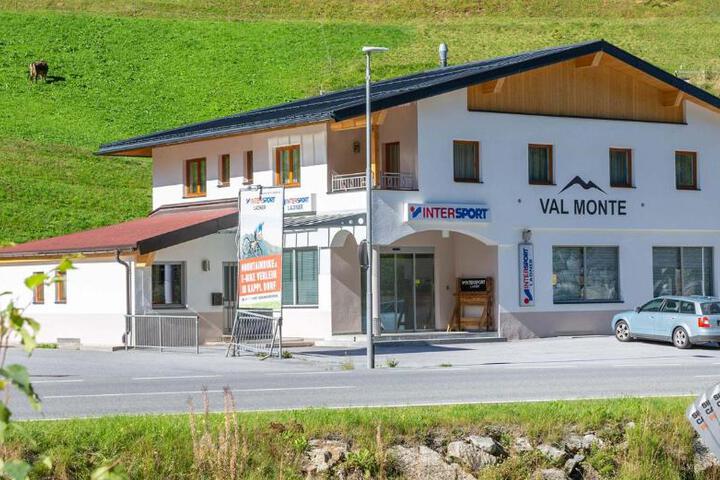 Val Monte