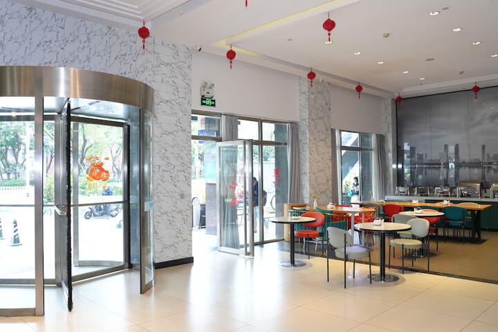 Lobby Photos