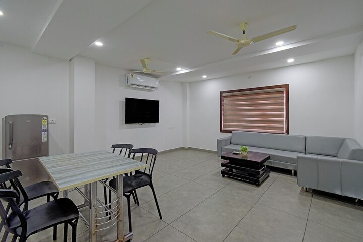 Room 25 of 39