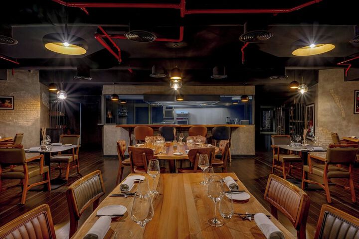 Dining 96 of 152
