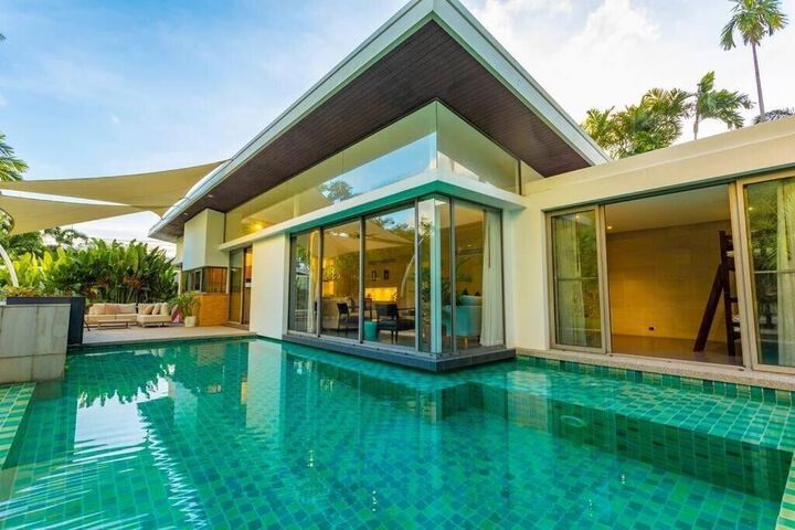 FullLuxuryTopOfTheRangeGreatLocationv128