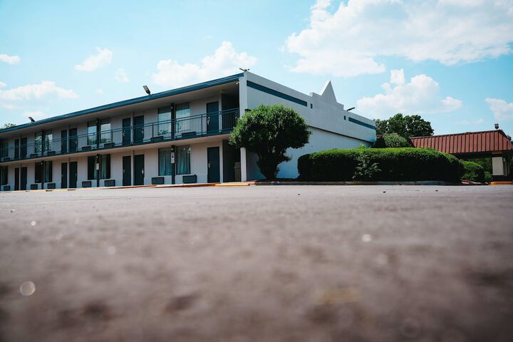 Hotel 68 of 85