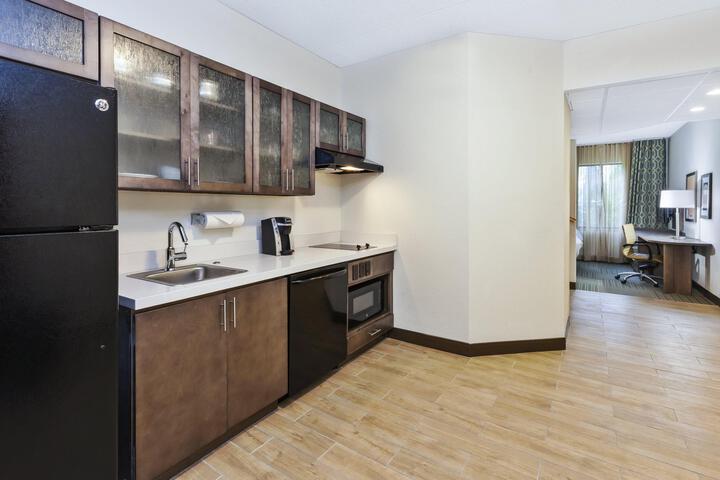 Suite 1 Bedroom (1 of 7)