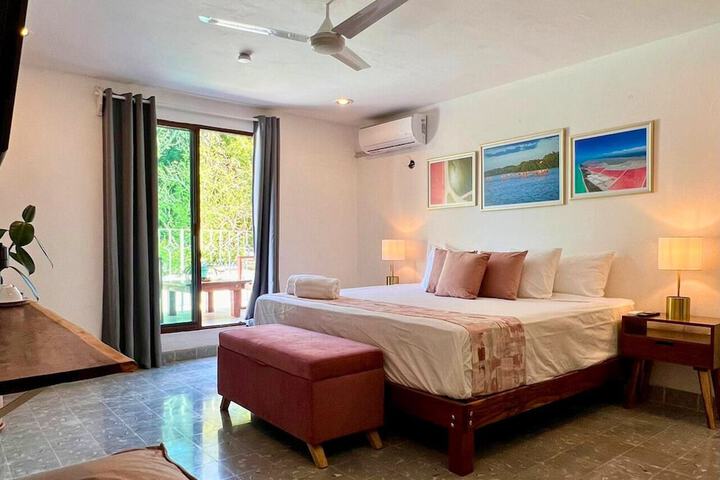 Room 10 of 53