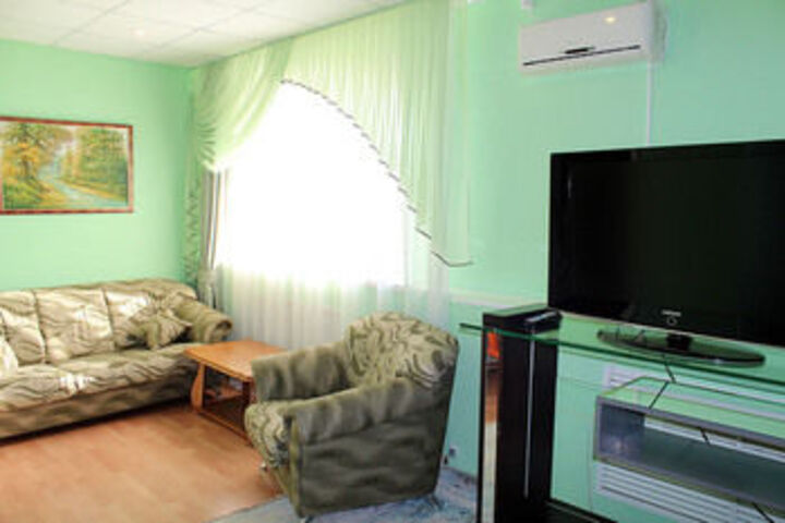 Room 64 of 68