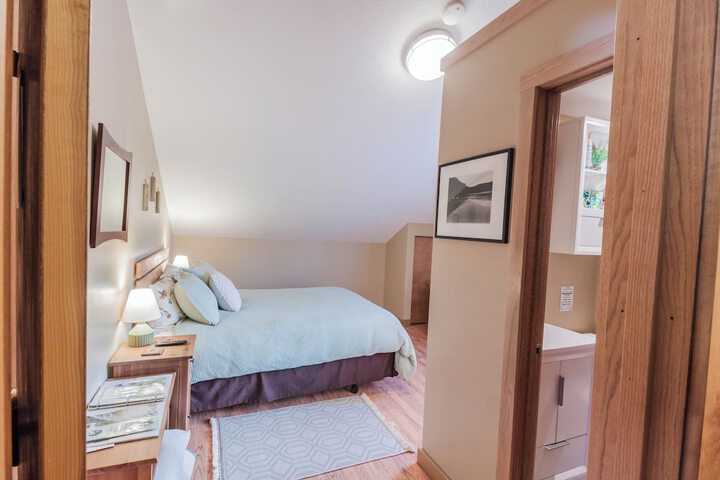 Room 36 of 115