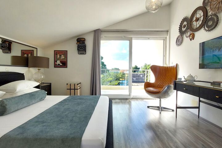 Room 29 of 121