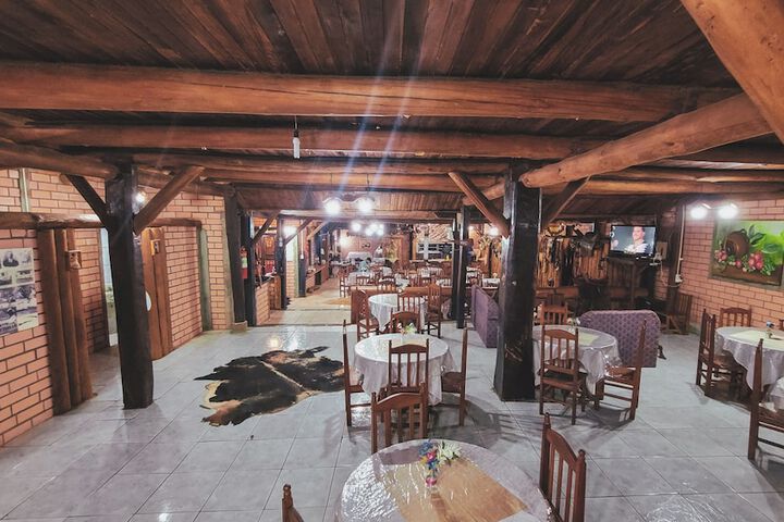 Dining 56 of 71