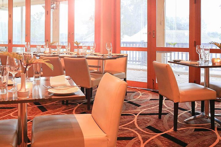 Dining 80 of 109