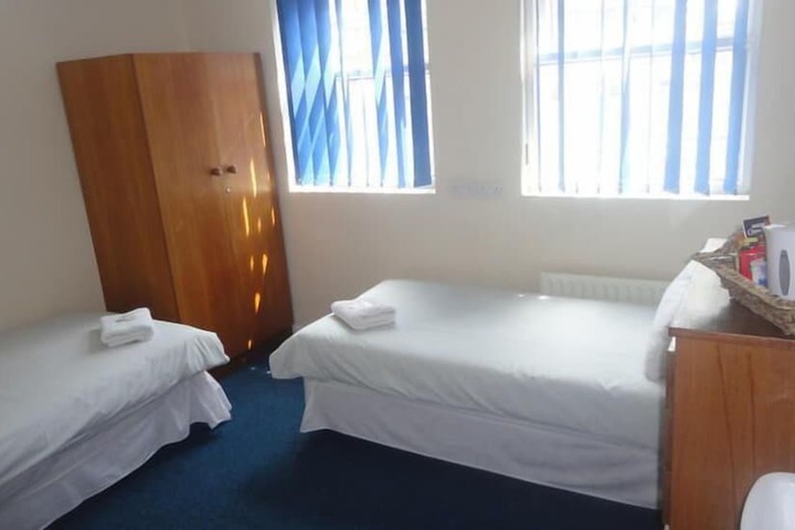 Room 7 of 20