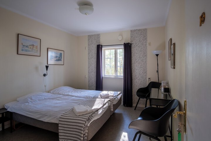 Room 22 of 46