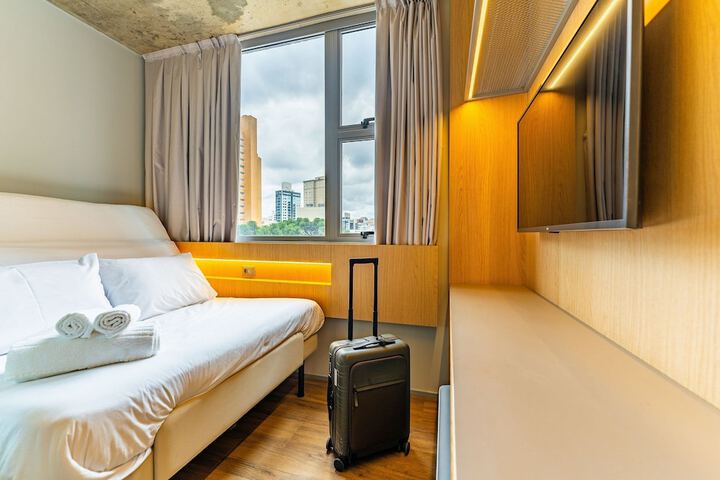 Room 21 of 71