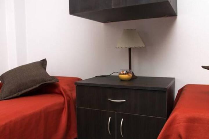 Room 10 of 38