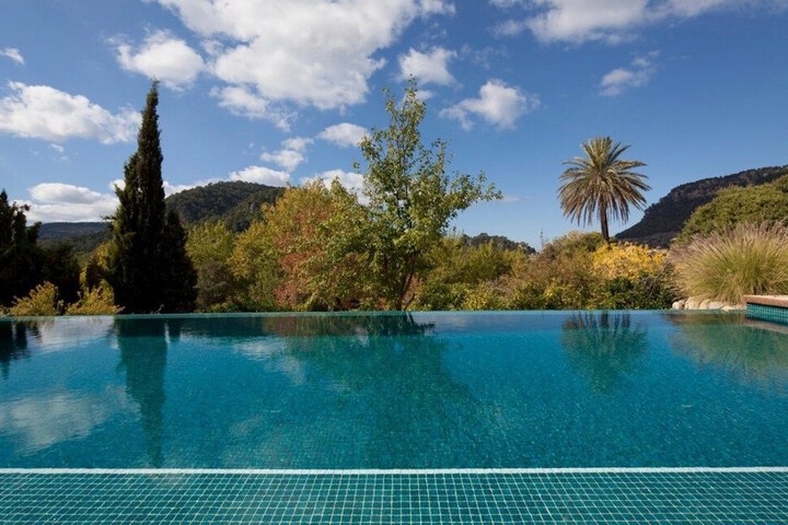Pool 38 of 86