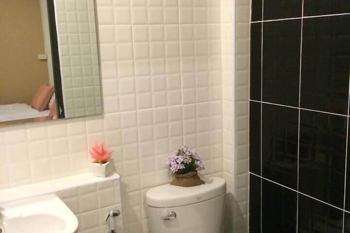 Room 15 of 20
