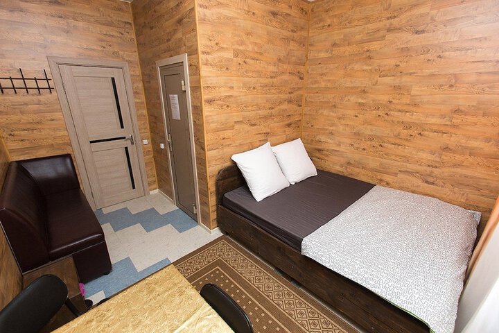 Room 16 of 25