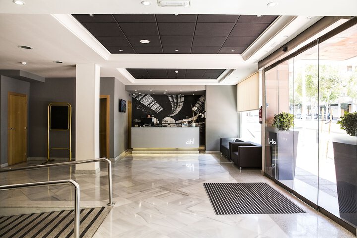 Hotel 2 of 57