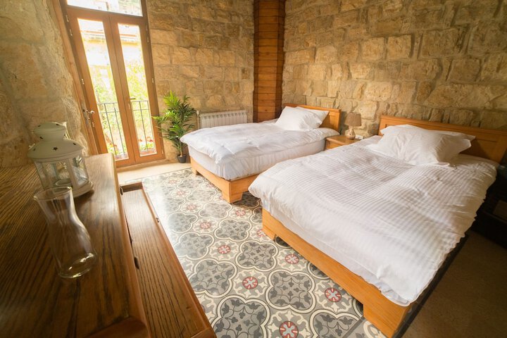 Room 3 of 26