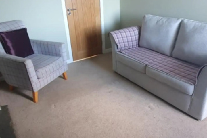 Room 4 of 11