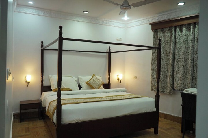 Room 19 of 81
