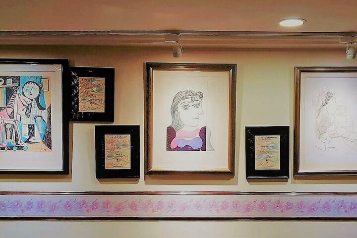 Ballroom/Hall 73 of 81
