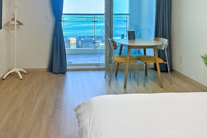Room 45 of 640