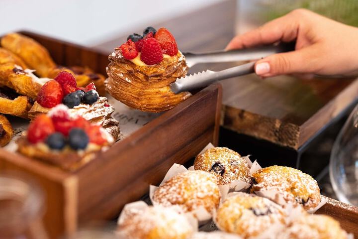 Breakfast/Coffee Service 57 of 121