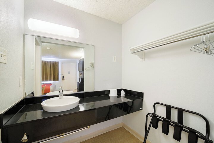 Clean Restrooms