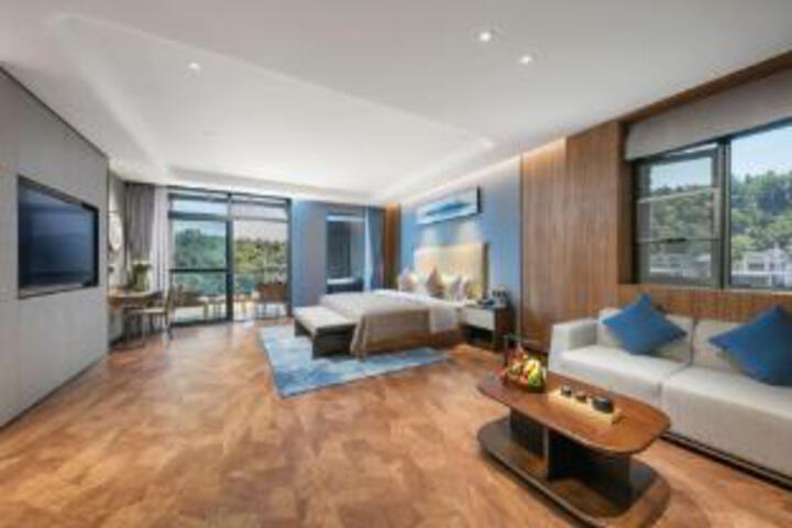 Room 21 of 23