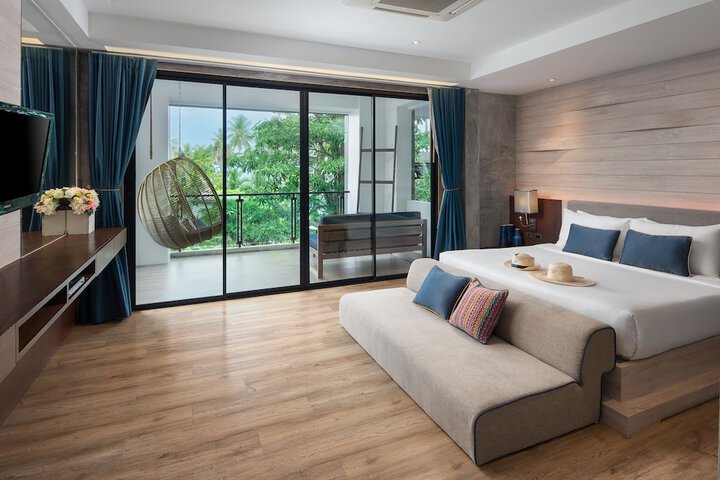 Room 42 of 225