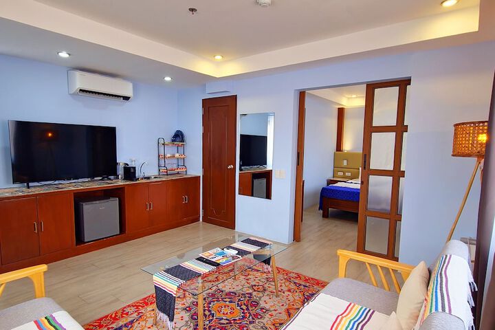 Room 16 of 35