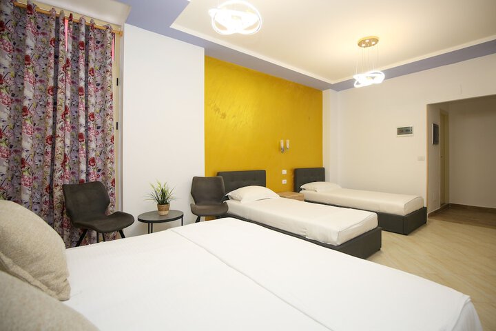 Room 9 of 51