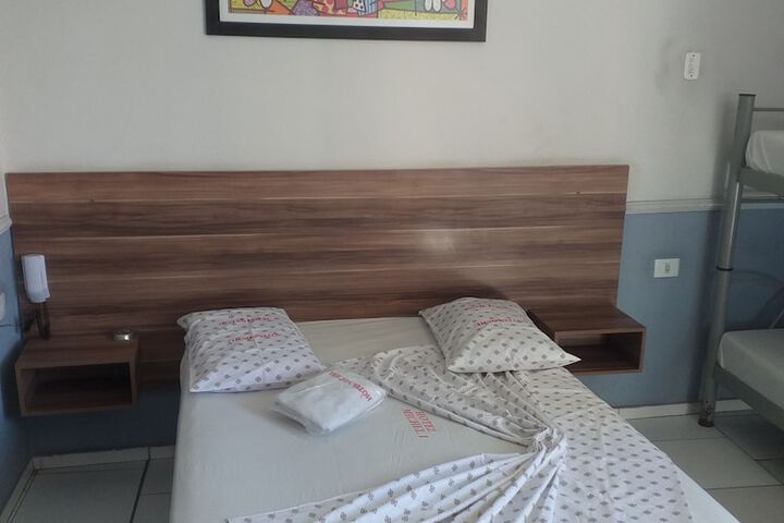 Room 28 of 38