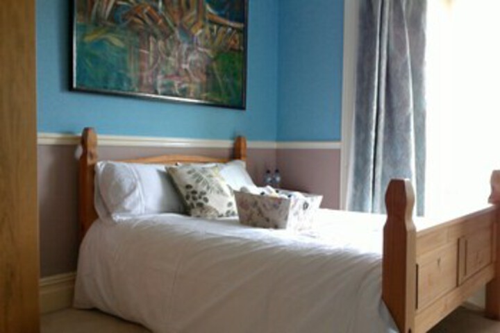 Room 37 of 47