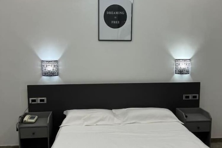 Room 7 of 20