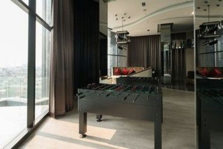Room 9 of 24