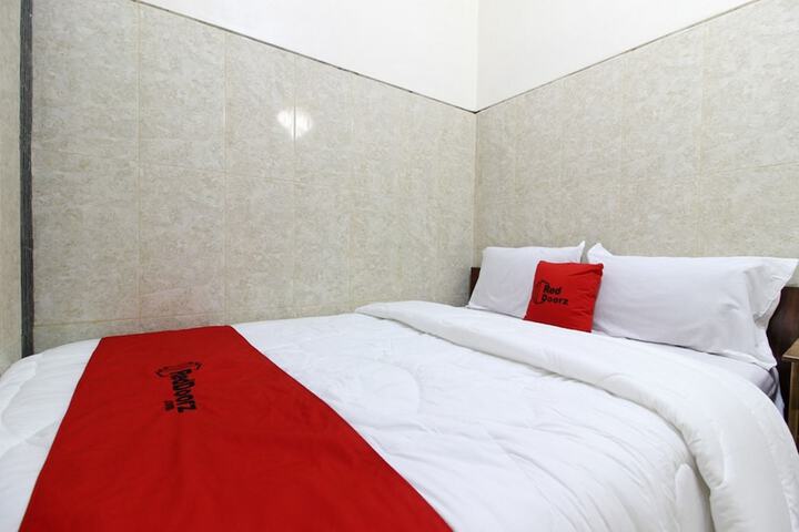 Room 3 of 17