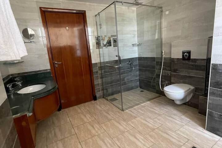 Room 60 of 90