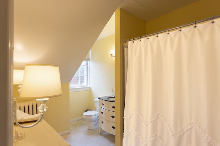 Room 22 of 52